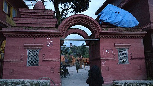 ブダニールカンタ寺院