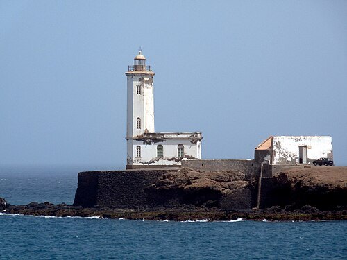Farol de D. Maria Pia