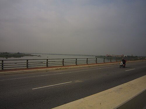 Tiên Sơn Bridge