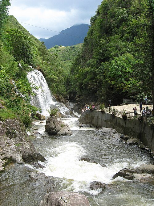 Cát Cát waterfall
