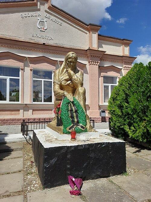 Memorial and grave of Red Army soldiers in Varnița, Anenii Noi