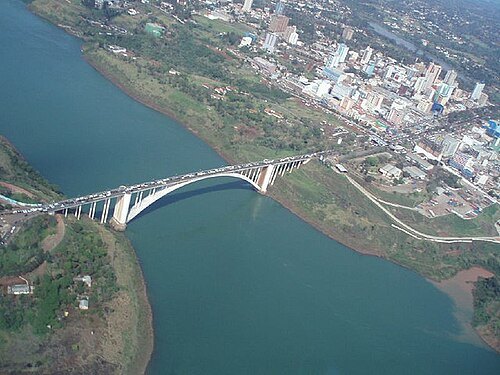 Friendship Bridge (Ponte Internacional da Amizade)