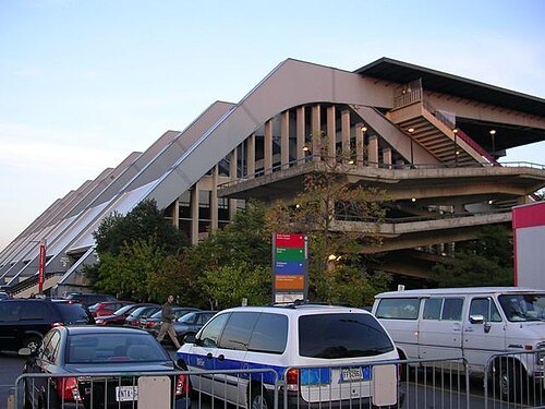道明銀行花園體育館