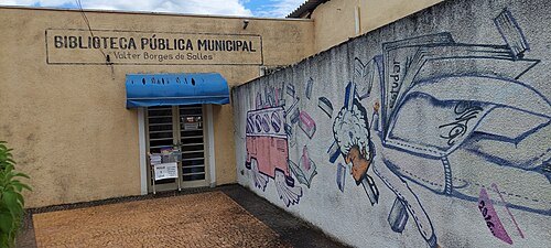 Biblioteca Pública Municipal "Valter Borges de Salles