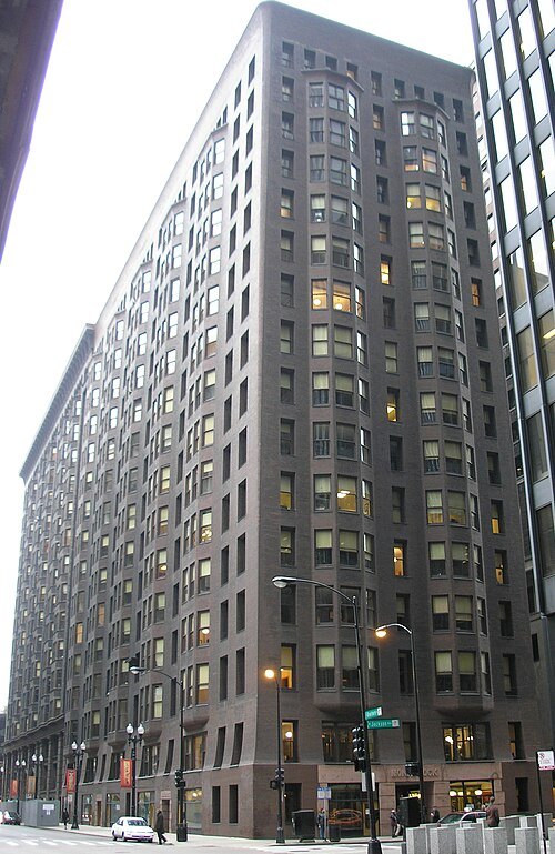 莫纳德洛克大厦