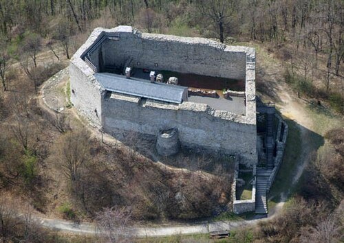 Castle of Máré
