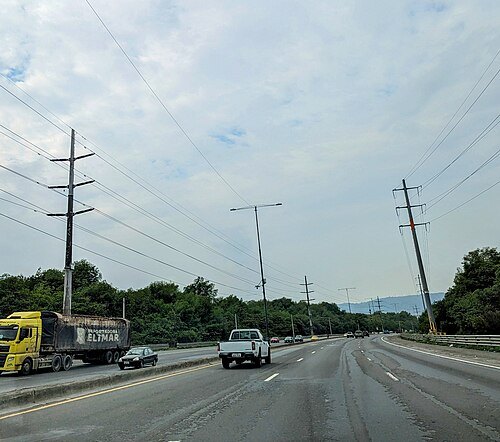 Perimetral Avenue