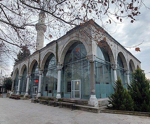 Lari Mosque