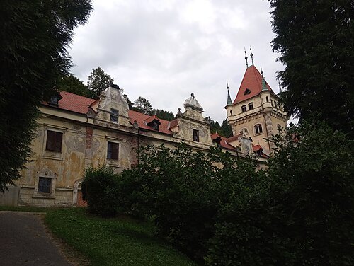 Viltuš Mansion