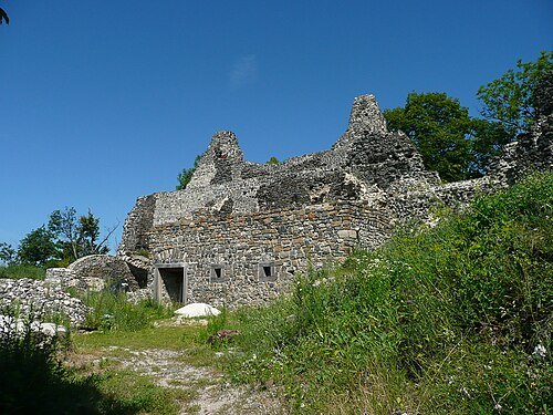Tátika Castle