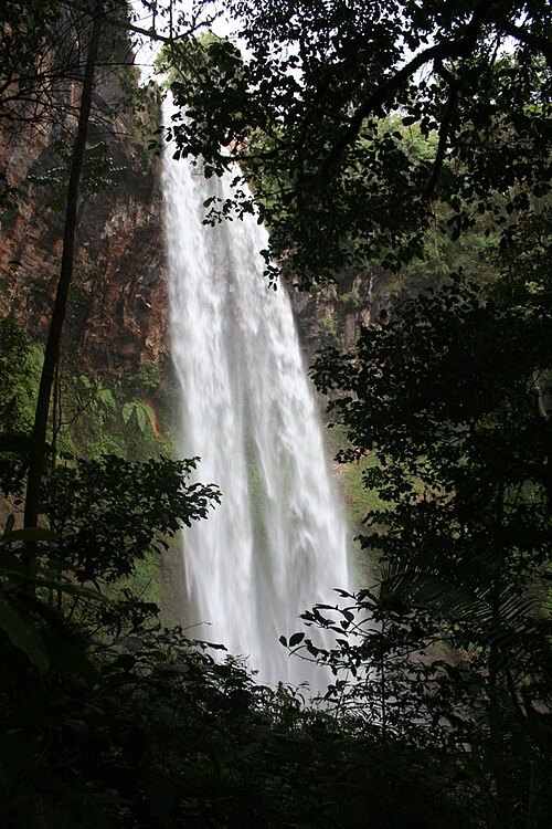 Mamy Wata waterfall