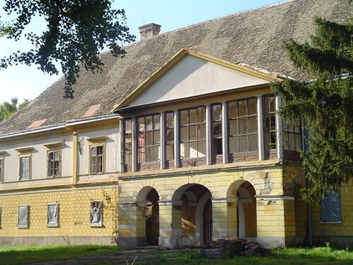 Esterhazy castle in Darda