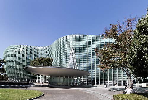國立新美術館