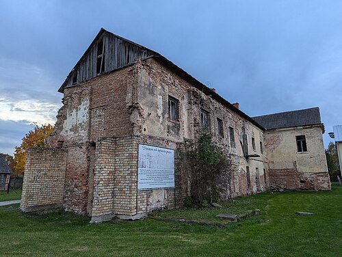 Kroņvircava Manor