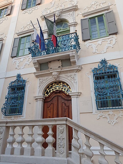 Besenghi degli Ughi Palace