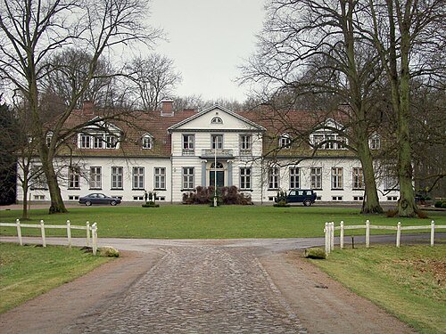Haseldorf manor