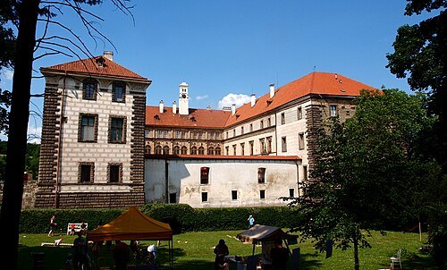 Nelahozeves Chateau