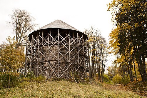 Mujāni Castle