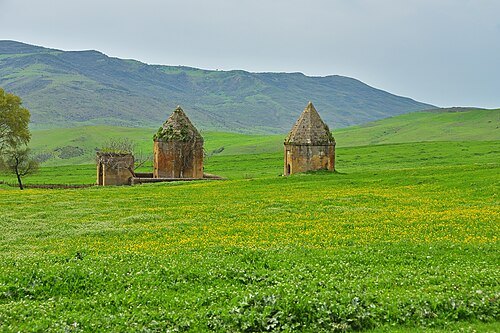 Kalakhana Mausoleums (Kələxana türbələri)
