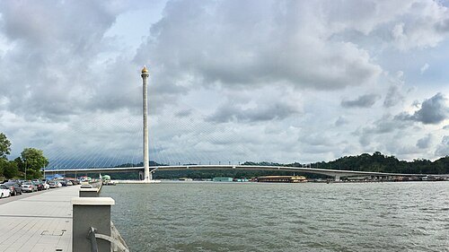 Raja Isteri Pengiran Anak Hajah Saleha Bridge