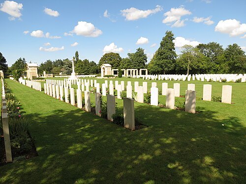 Tilly-Sur-Seulles War Cemetery