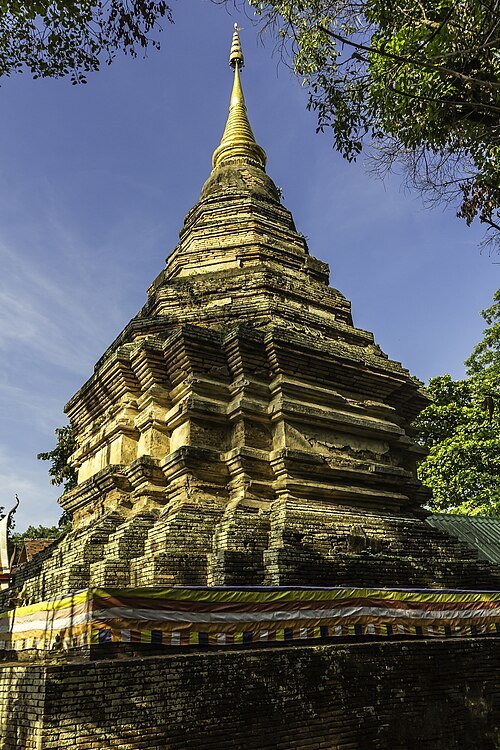 Wat Umong Maha Therachan (วัดอุโมงค์มหาเถรจันทร์)