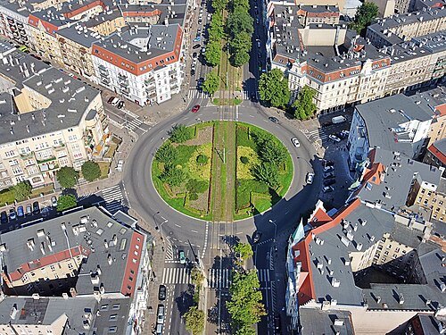 Odrodzenia Square