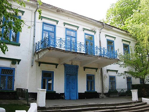 Leonardi-Buznea mansion