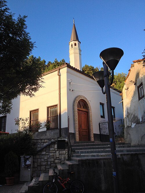 Hadži Hamza Mosque
