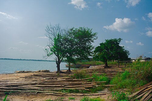 Awbana River