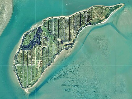 Motuhoa Island