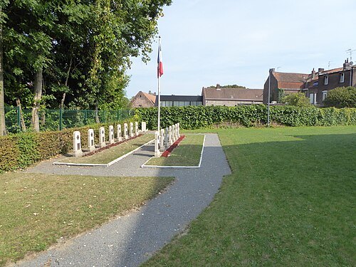 Annappes Churchyard