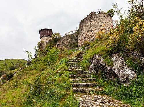Castillo de Petrelë