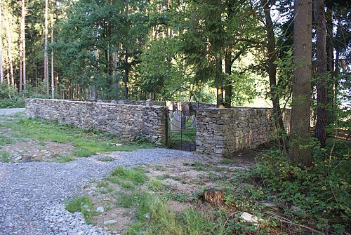 Jewish cemetery in Osek