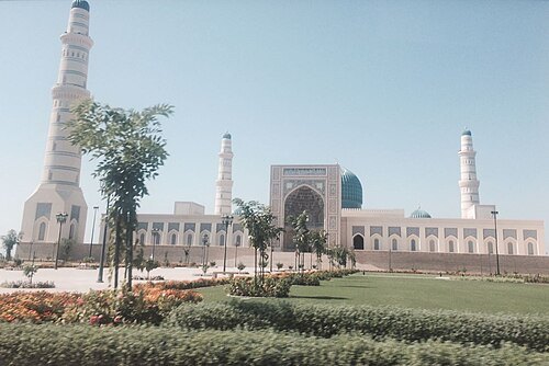Sultan Qaboos Grand Mosque