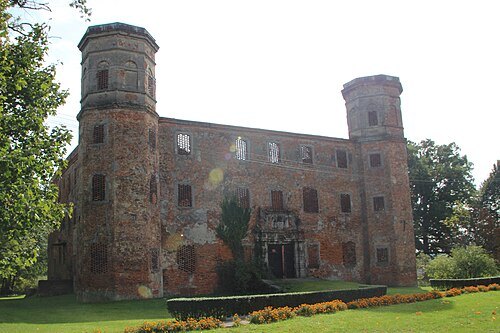 Fryderyk von Opersdorff Palace