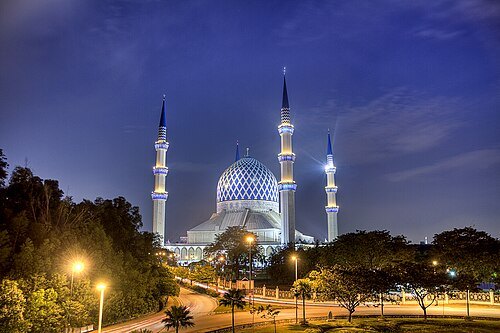 Sultan Salahuddin Abdul Aziz Mosque