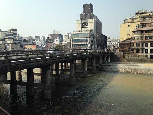 三條大橋