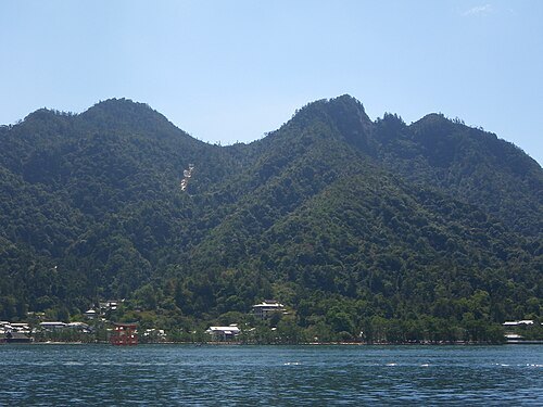 彌山