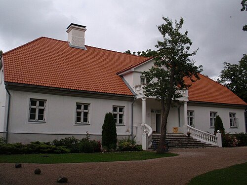 Saare manor
