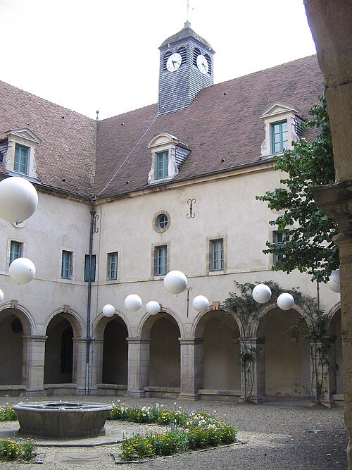 Musée Perrin de Puycousin