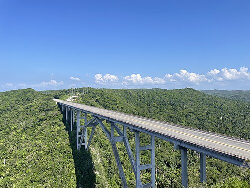 Bacunayagua Bridge