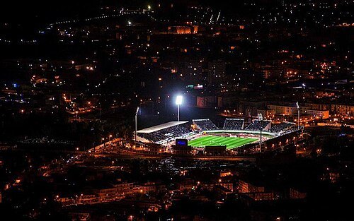 Stade Mustapha Tchaker