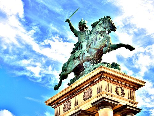 equestrian statue of Vercingetorix