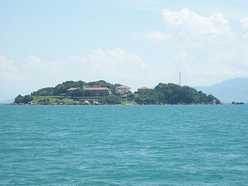 Anhatomirim Island