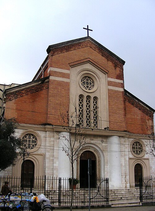 iglesia católica Corazón de Cristo de Tirana