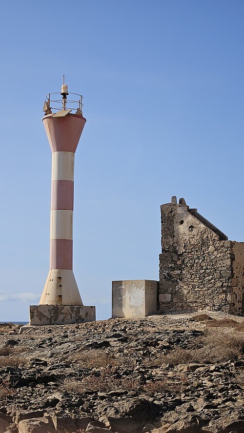 Ponta da Escuma Lighthouse