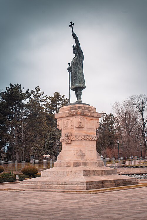 Stephen the Great Monument