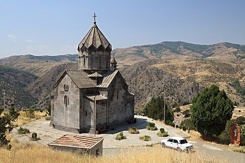 Church of the Holy Resurrection (Lachin) (Սուրբ Հարություն եկեղեցի)