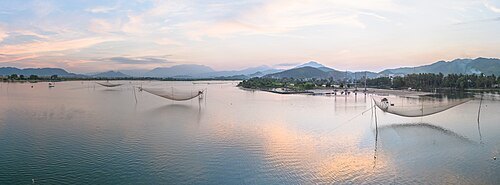 Cu Đê River